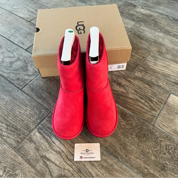Brand New UGG Class II Boots Samba Red Big Kids - Picture 10 of 13